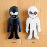 Boneブローチ Alien